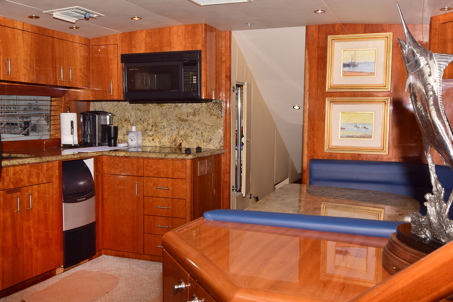 2001 Going Fission 70' Hatteras Sport Fisherman